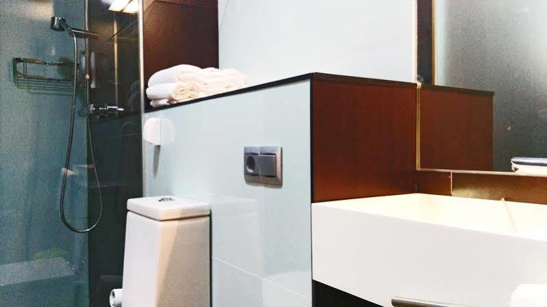 Dream Suites And Apartments Almeria Centro المظهر الخارجي الصورة