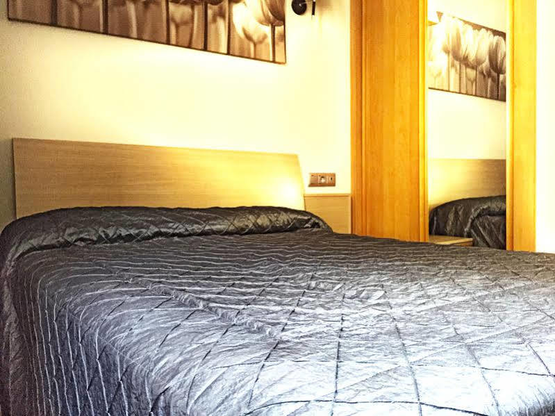 Dream Suites And Apartments Almeria Centro المظهر الخارجي الصورة