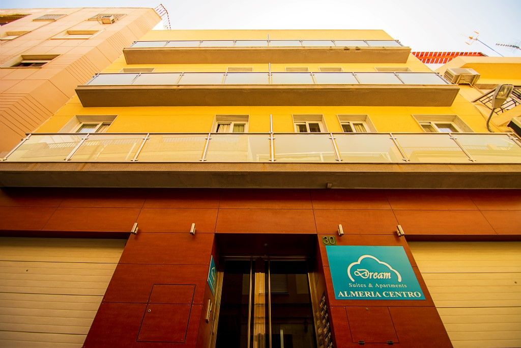 Dream Suites And Apartments Almeria Centro المظهر الخارجي الصورة